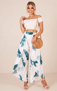 Women Tropical Outfit Ideas For a Warm-Climate Vacation - DruFashion ...