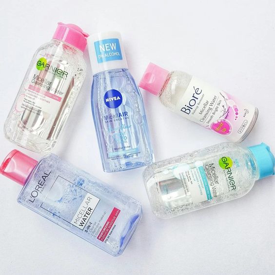 rinse the face with micellar water for dry skin