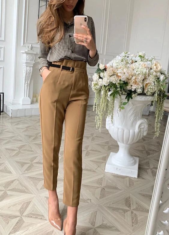 pencil pants for a lightweight spring outfit idea