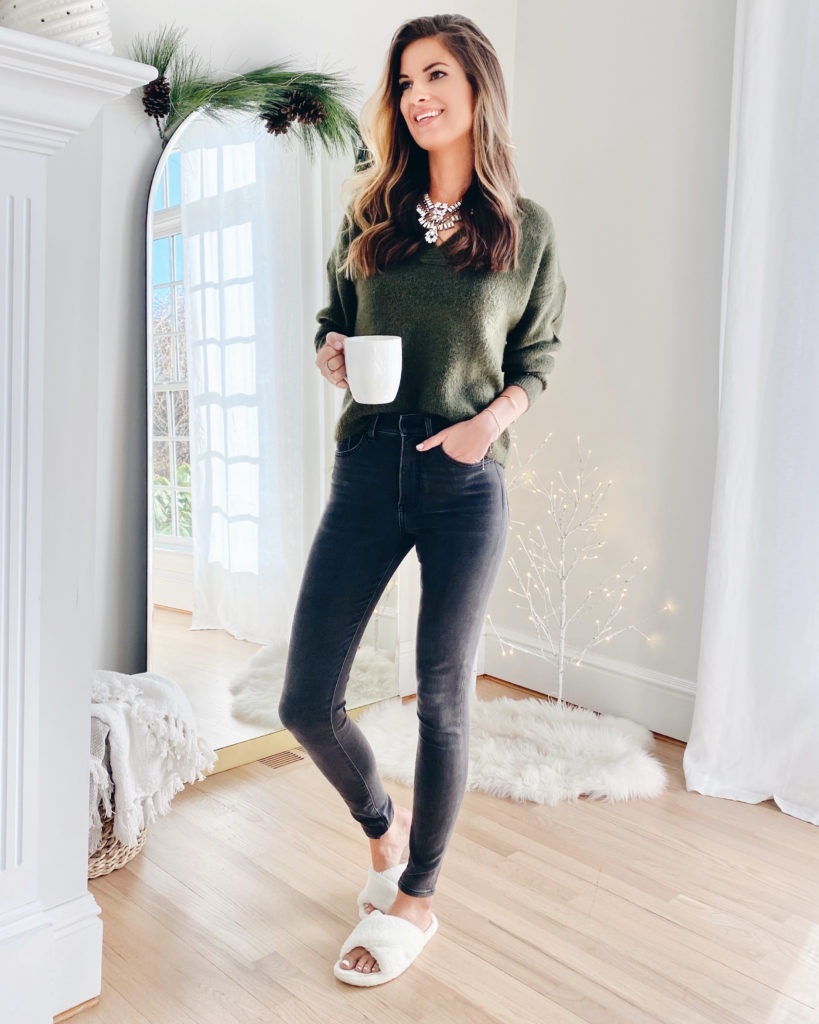 casual holiday outfit ideas for ladies
