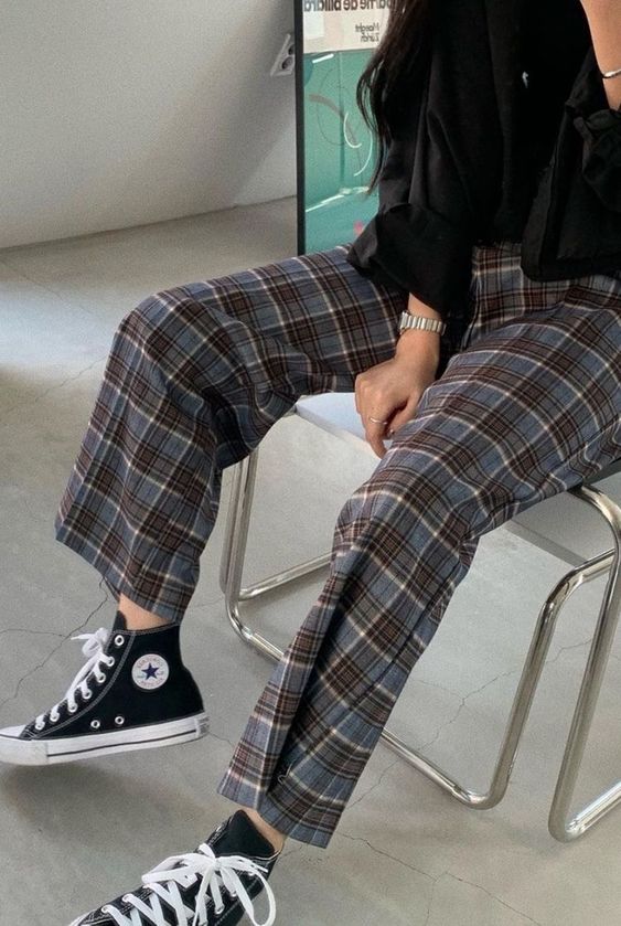 plaid loose pants for casual school outfit ideas