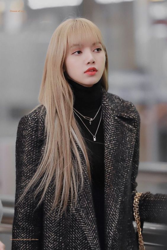 Lisa Blackpink classy style