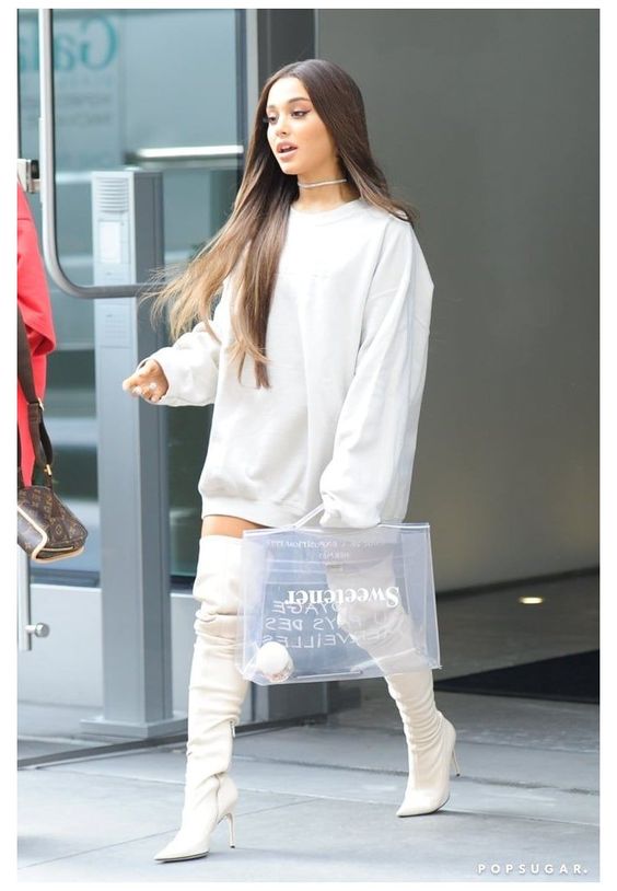 Ariana Grande chic minimalist look